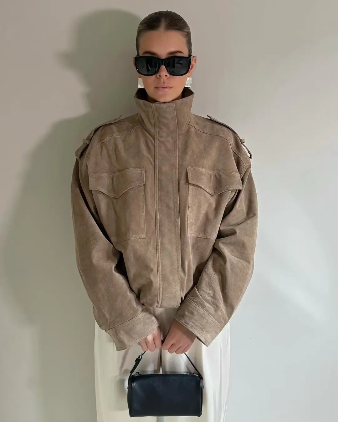 Winter Khaki Suede Leather Women's Jacket Fashion Stand Collar Zippers Pockets Women Coat 2025 Autumn New Female Vintage Outwear