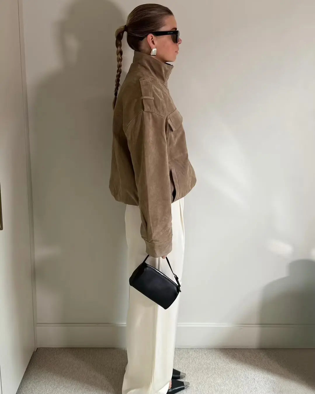 Winter Khaki Suede Leather Women's Jacket Fashion Stand Collar Zippers Pockets Women Coat 2025 Autumn New Female Vintage Outwear