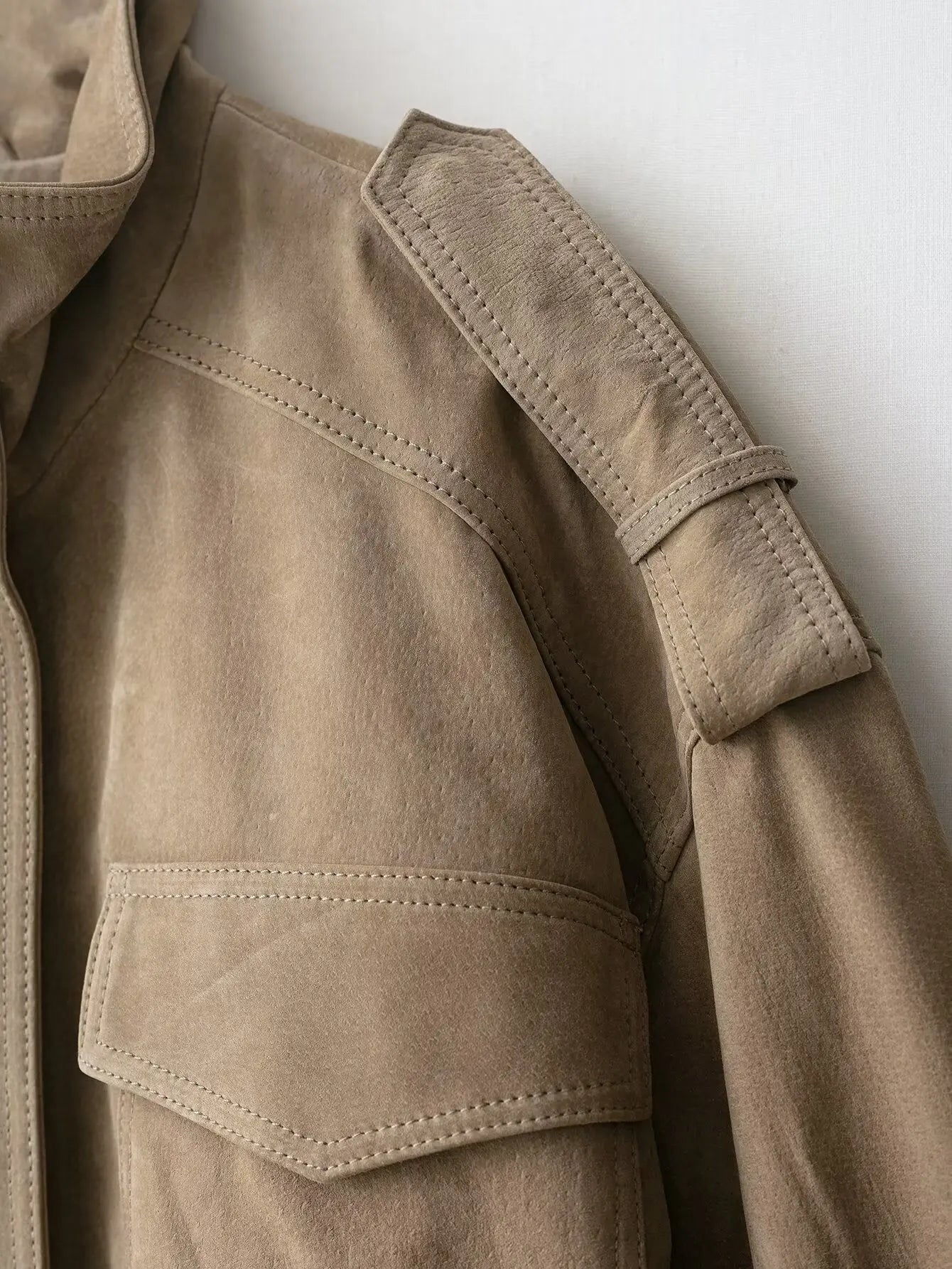 Winter Khaki Suede Leather Women's Jacket Fashion Stand Collar Zippers Pockets Women Coat 2025 Autumn New Female Vintage Outwear
