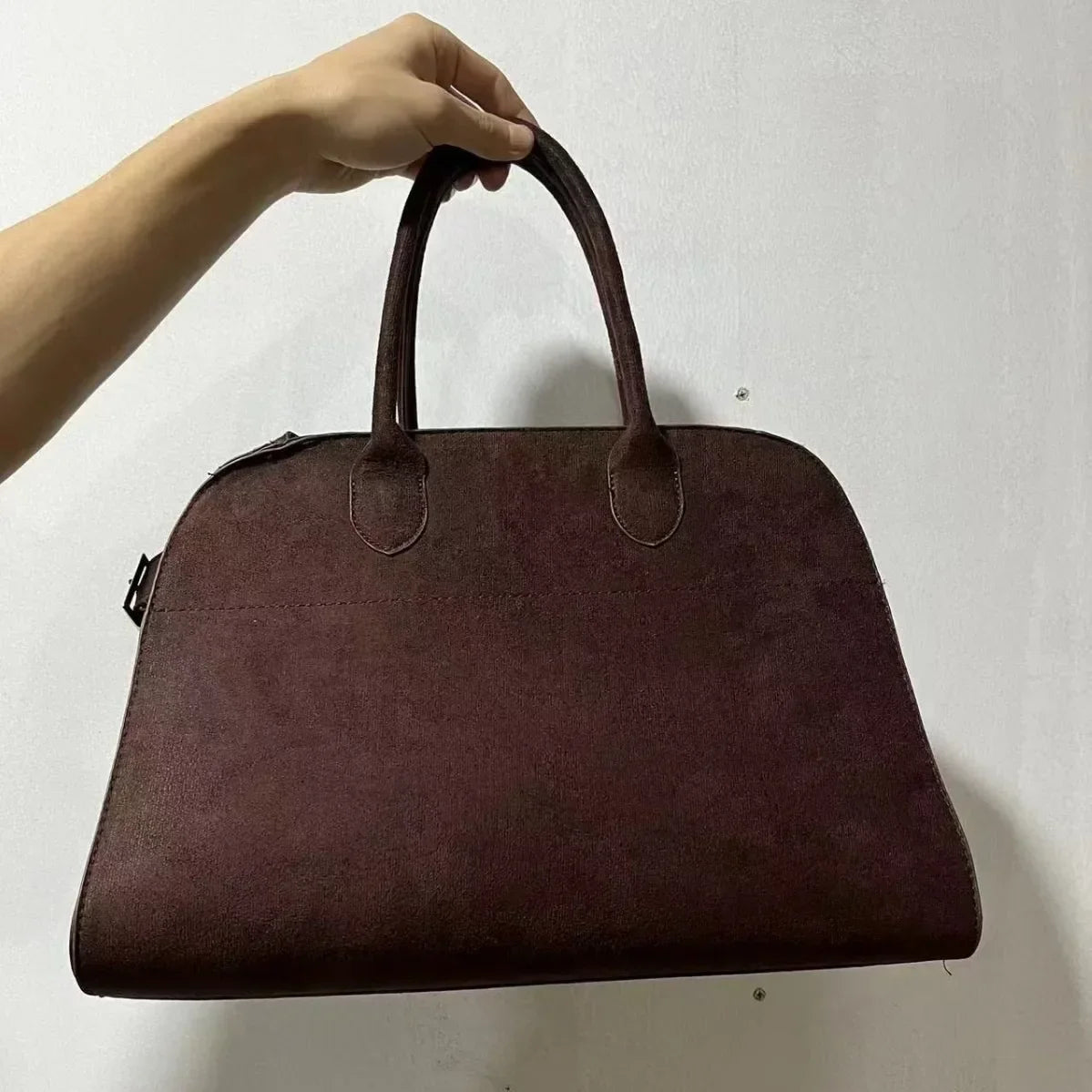 Ladies Large Capacity Commuter Tote Bag Trendy Design Vintage Handbag Fashionable Shoulder Bag for Women Practical Accessory