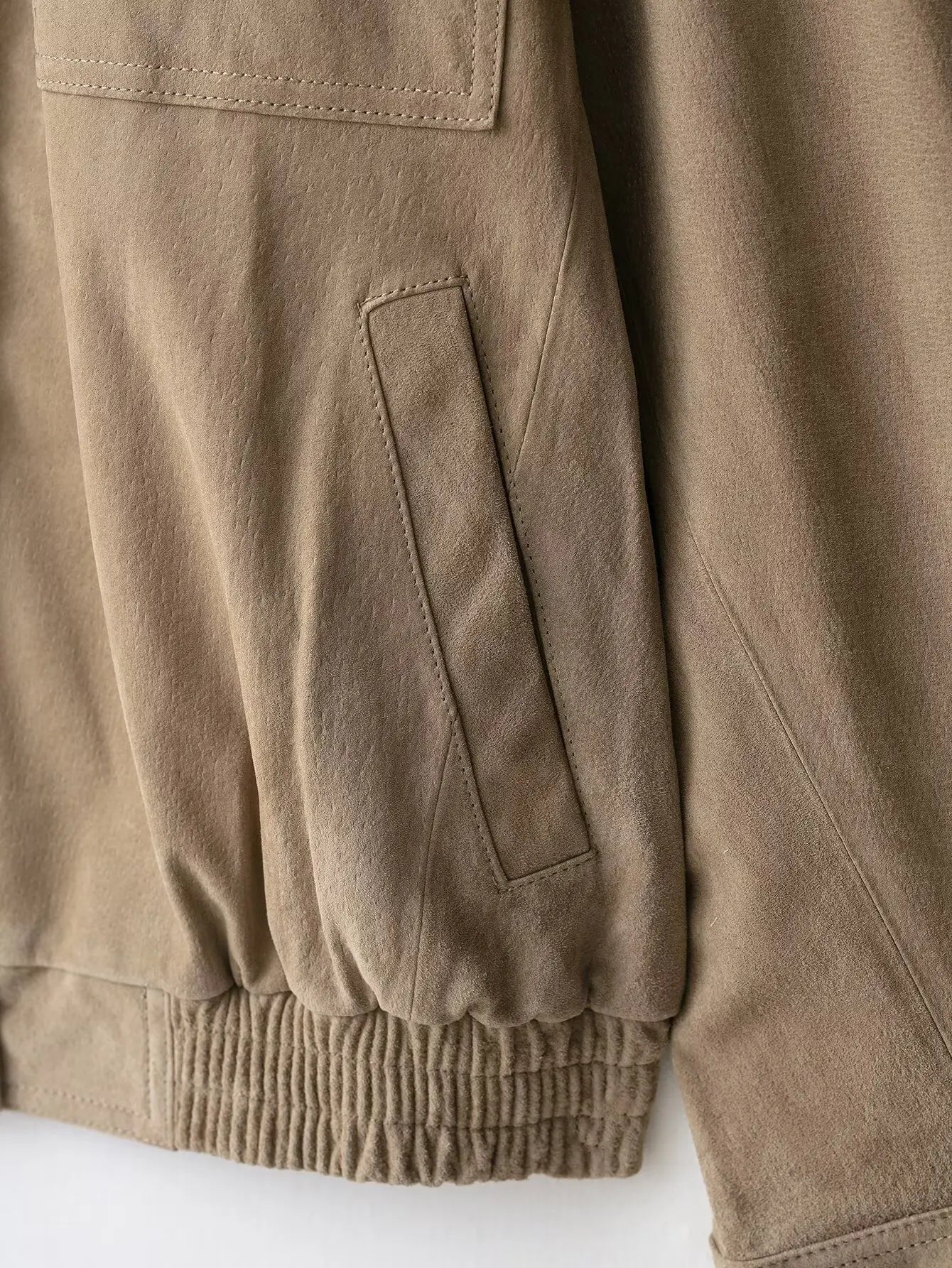 Winter Khaki Suede Leather Women's Jacket Fashion Stand Collar Zippers Pockets Women Coat 2025 Autumn New Female Vintage Outwear