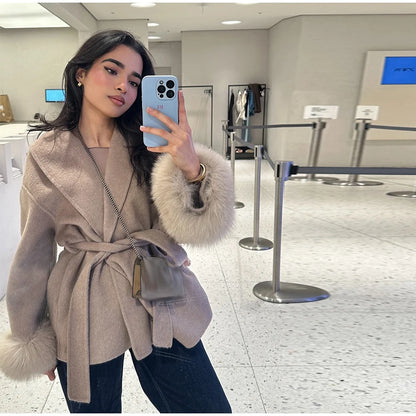 2025 Chic revers manteau en peluche avec ceinture femmes Vintage solide fausse fourrure manches Tweed ouvert manteaux femme automne décontracté rue vêtements d'extérieur
