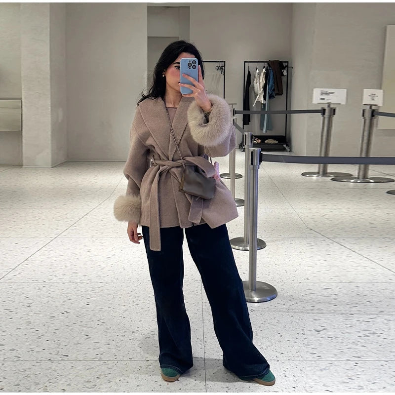 2025 Chic revers manteau en peluche avec ceinture femmes Vintage solide fausse fourrure manches Tweed ouvert manteaux femme automne décontracté rue vêtements d'extérieur